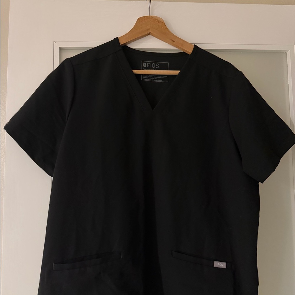 Figs Woman’s Casma 3 Pocket Scrub